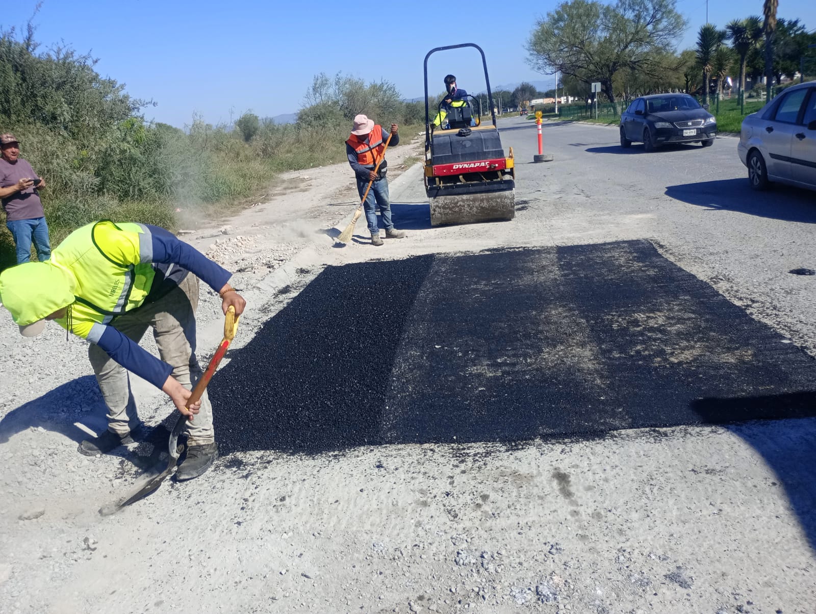 BACHEO PROFUNDO EN LAS CALLES DE LA COL. CARRIZALEJO Y CABECERA MUNICIPAL, EN EL MUNICIPIO DE GRAL. ZUAZUA, N.L — imagen 2